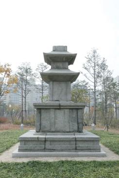 김천 갈항사 터 동ㆍ서 삼층석탑( 金泉葛項寺址東西三層石塔 ) 이미지